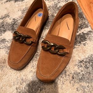 Crown Vintage brown / Tan Loafers with Chain Accent